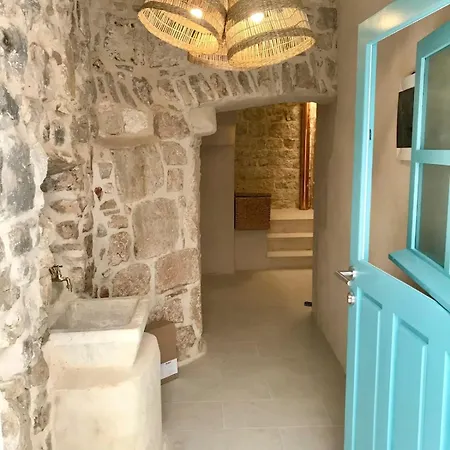 Historic Stone Loft - Zf Apartment *