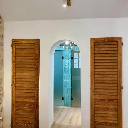 Apartment Historic Stone Loft - Zf *